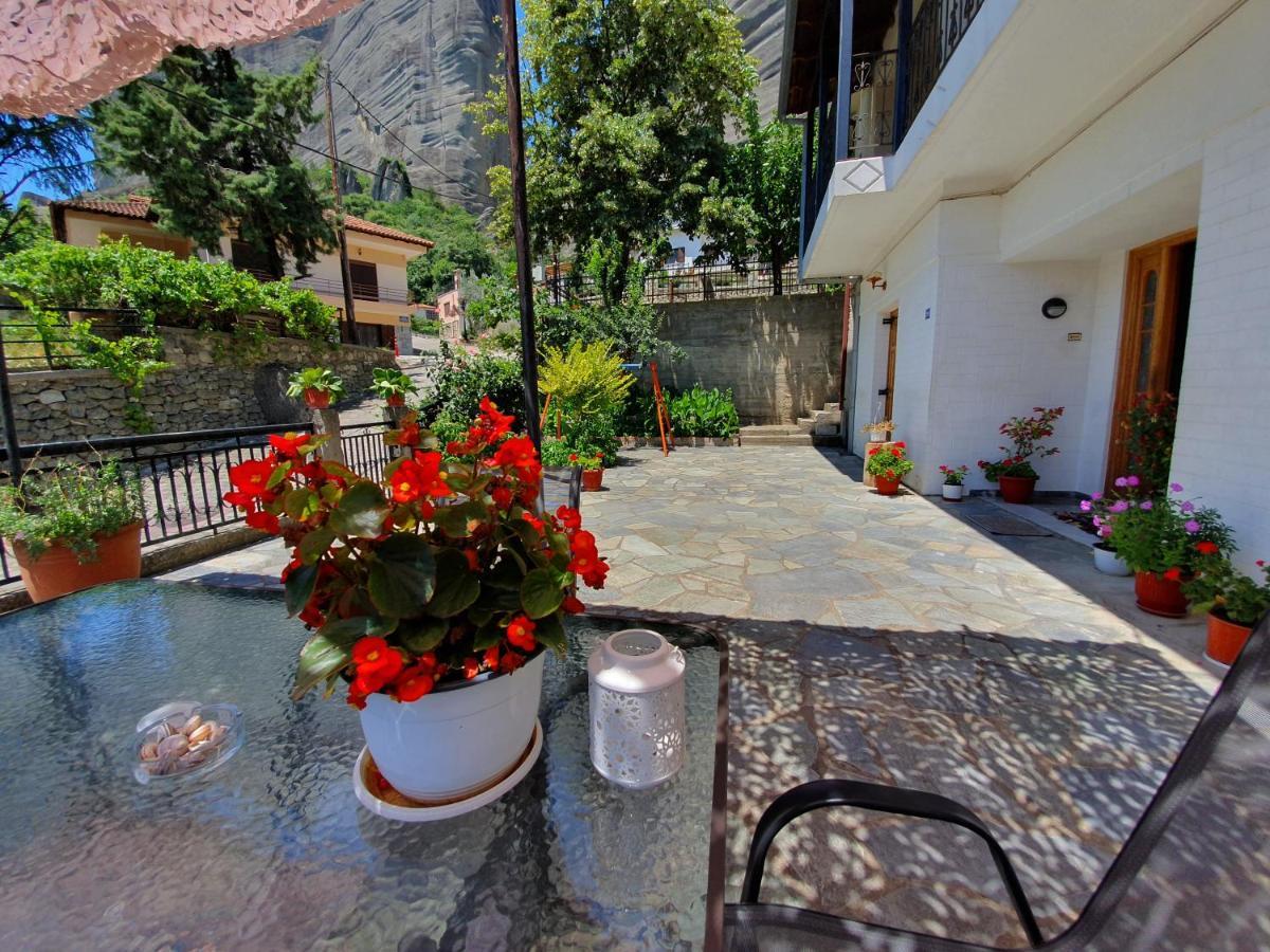 Homel Rocks -Elegant Apt 2Bd -Amazing Garden View Kalambaka Exterior foto